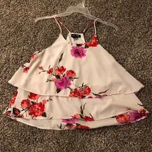 💥 3/$10!! Arabella Floral Print Blouse Size Large